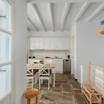 Bella Vista Serifos Town