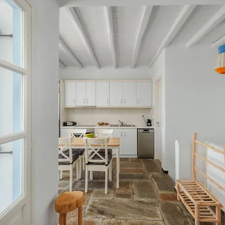 Bella Vista Serifos Town